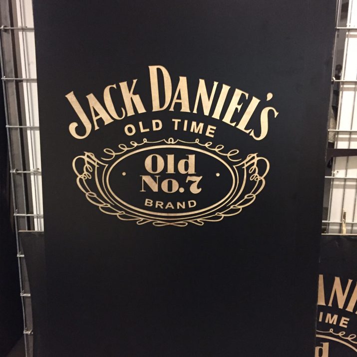 Jack Daniel's skilt