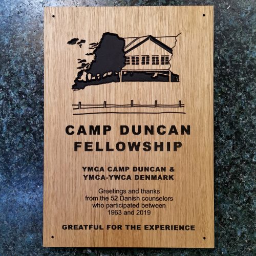 Camp Duncan mindeplade